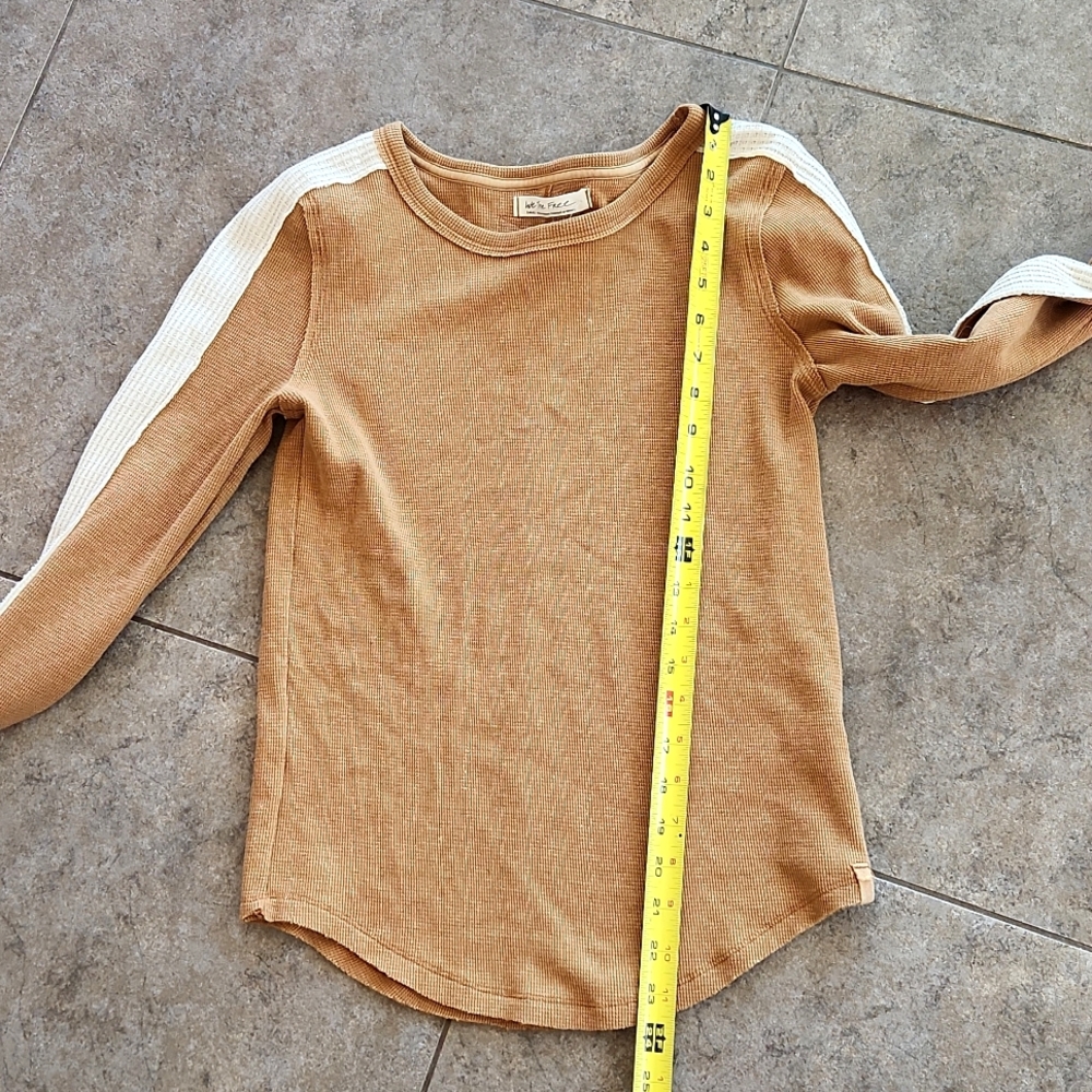 NWT..Free People Thermal top - Picture 6 of 9